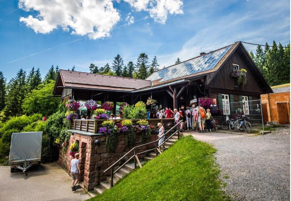 Ferienwohnung Am Enzufer Mit Balkon In Bad Wildbad Im Schwarzwald 外观 照片